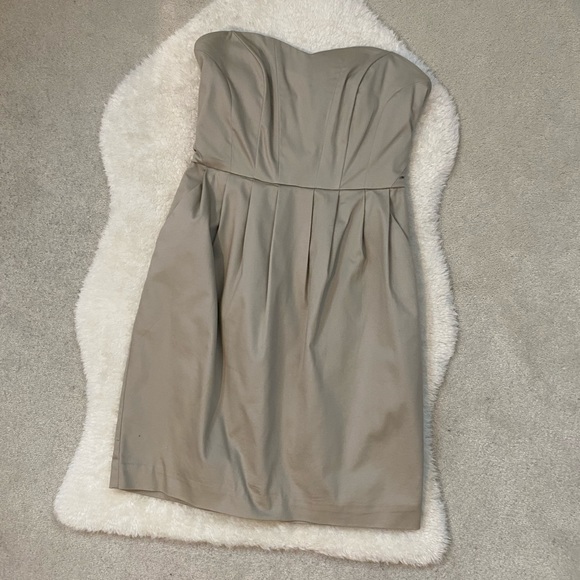 Sweetheart strapless peplum dress - Picture 1 of 2